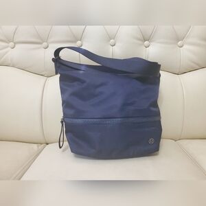 Lululemon large nylon crossbody bag in dark blue